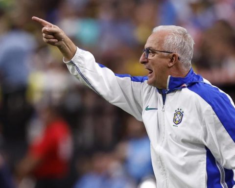 Dorival, Brazil coach, leaves out a Real Madrid player and names three