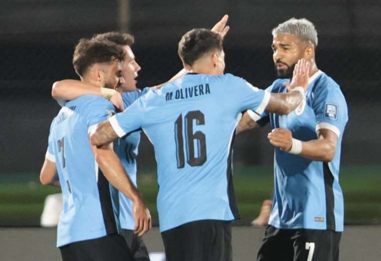 Dramatic victory for Uruguay over Colombia 3-2, in stoppage time