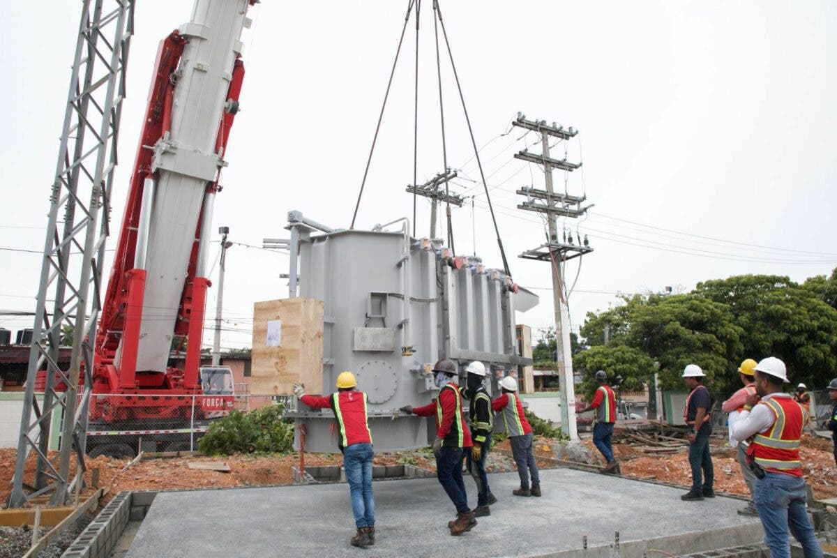 EDEEste instala nuevo transformador de 50 MVA en Los Mina