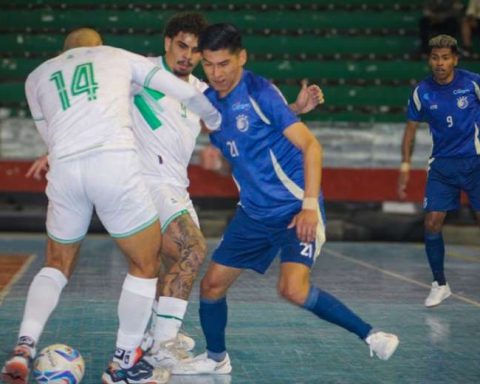 Fantasmas and Petrolero won at the start of the 'quarters' of the National Futsal League