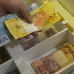 Febraban says credit grows 0.8% in October