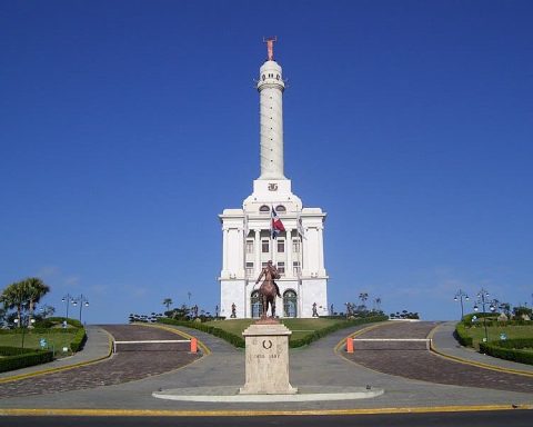 Presentan primera Guía de Arquitectura de Santiago de los Caballeros