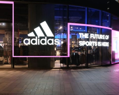 How to apply for a job at Adidas Chile before November 8