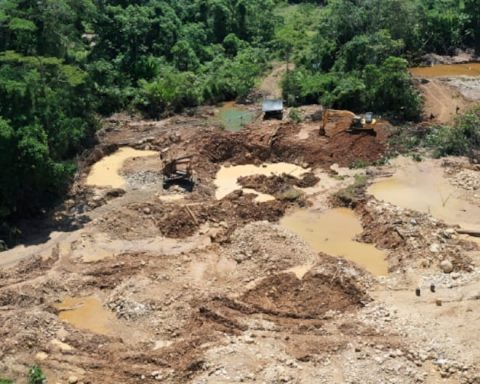 Illegal mining moves 12 billion dollars a year in the country, according to the Public Ministry