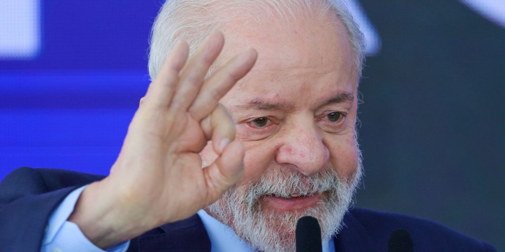 “I’m alive”, says Lula about coup attempt