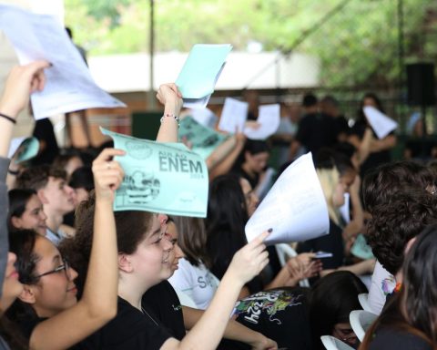 In the final stretch of Enem, students participate in classes and try to relax