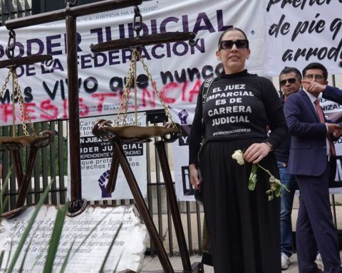 Judges and organizations prepare a march for justice and in support of the Court