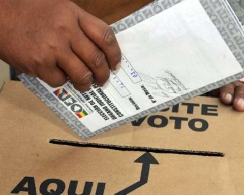 Judicial elections postponed for two weeks due to conflicts in Bolivia