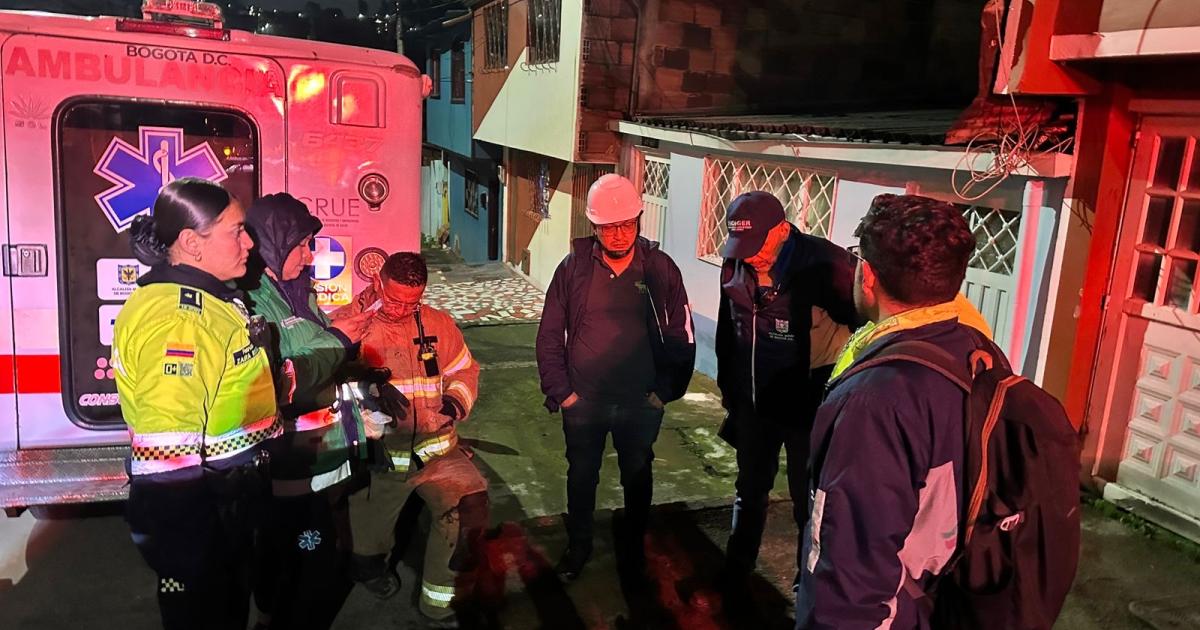 Landslide in the south of Bogotá affected more than 30 families: 140 people were evacuated