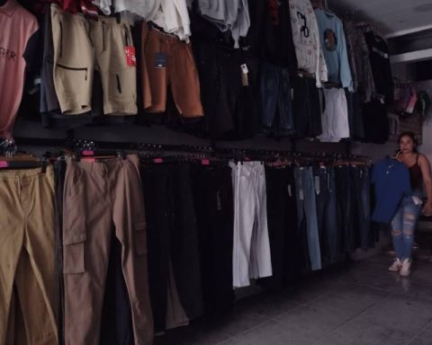 Light outages are recorded in more than 10 states on the afternoon of this #19Nov