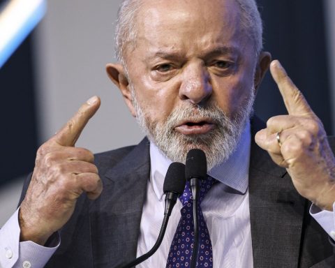 Lula says he intends to sign a Mercosur-EU agreement this year