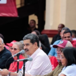 Maduro requests to convert the 2025 budget into the first of the communal state