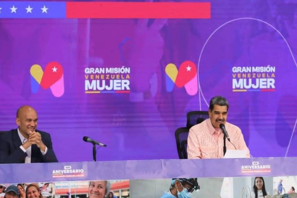 Maduro says he supports entrepreneurs: he awaits them at the AN on #10Jan