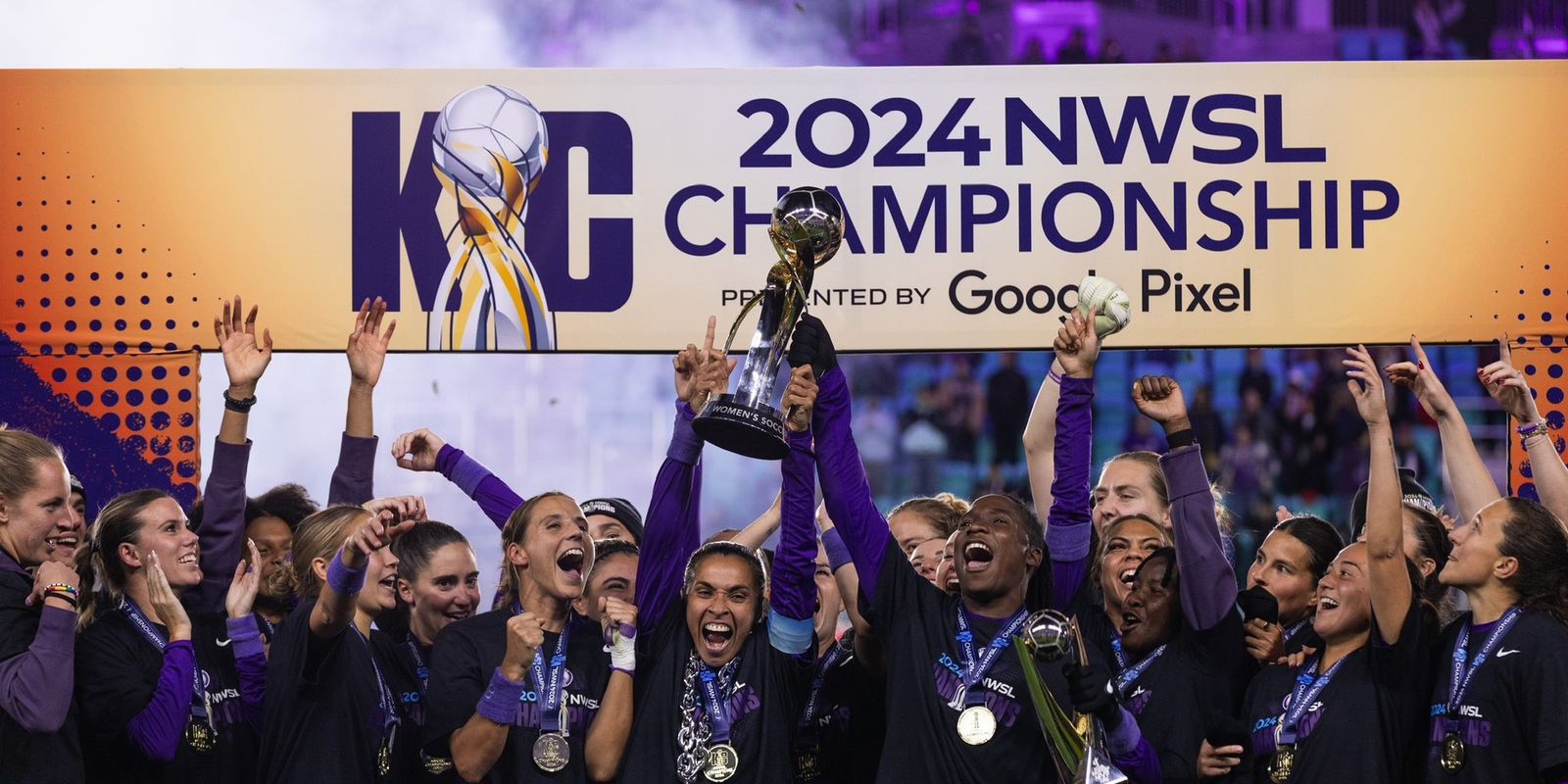 Marta is champion with Orlando Pride in the women's football league in the USA