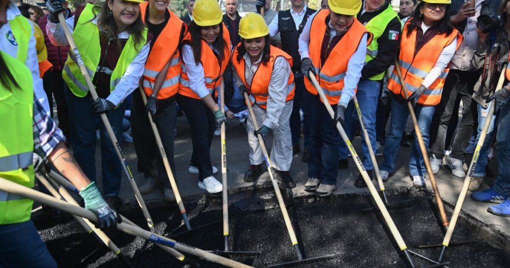 Mayors of CDMX "they boast" attention to potholes in their demarcations