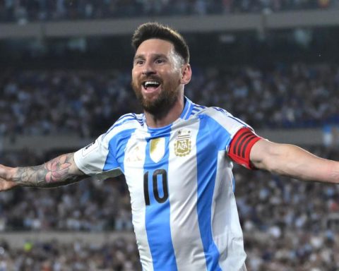 Messi leads Argentina's list: the 28 cited by Scaloni