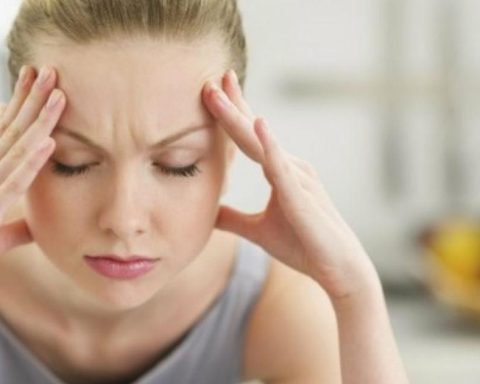 Migraine: neurologists warn of these symptoms that can disable you