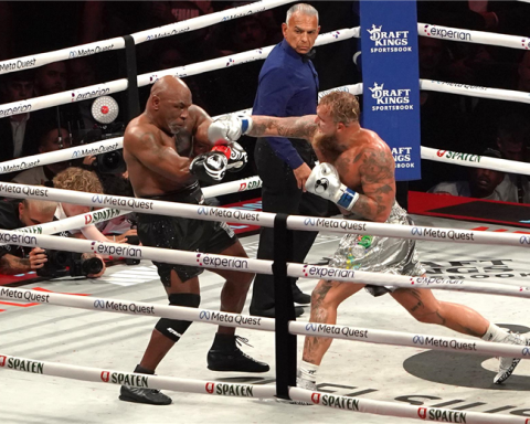 Mike Tyson loses against Jake Paul in his return to professional boxing after 19 years of retirement