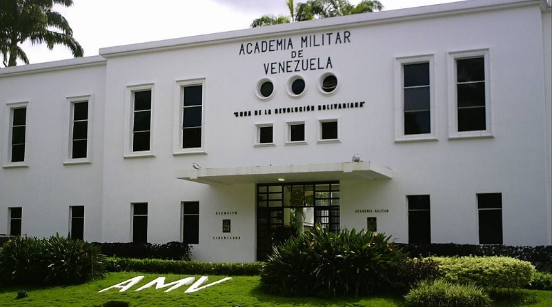 Academia Militar reúne cadetes para Primer Foro Parlamentario Antifascista