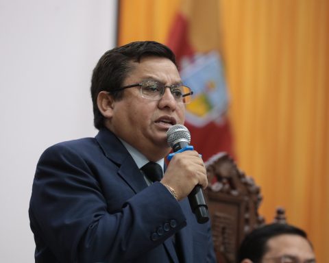 César Vásquez