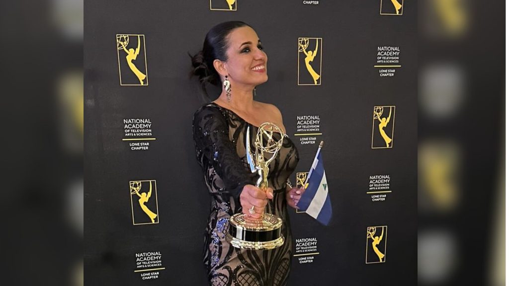 Nicaraguan journalist Samantha Lugo wins an Emmy award in the US