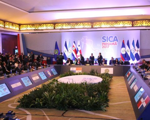 Ortega-Murillo dictatorship complains about alleged "usurpation" of the General Secretariat of SICA and complains to presidents of the region