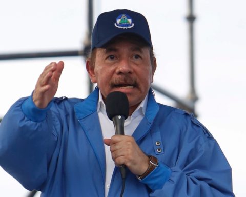 Ortega proposes law that would force banks in Nicaragua to ignore US sanctions