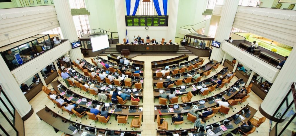 Ortega's deputies approve in the first legislature the reforms to the Constitution that dynamit the rule of law, without consulting anyone