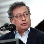 Gustavo Petro responde al anuncio del Reino Unido sobre la solicitud de visa a colombianos.