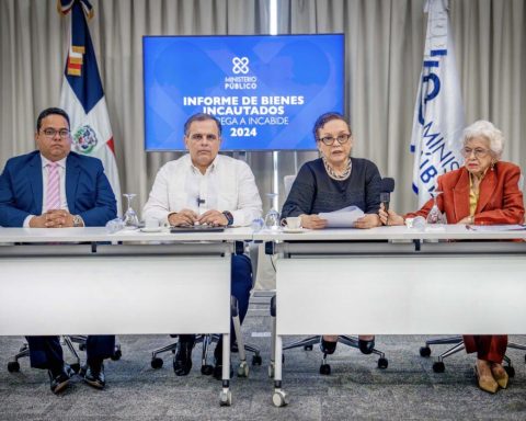 Procuraduría entrega más de RD$3,200 millones incautados