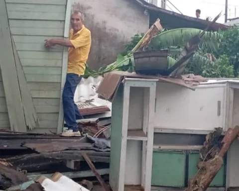 Una vivienda totalmente destruida por Rafael en la provincia de Artemisa