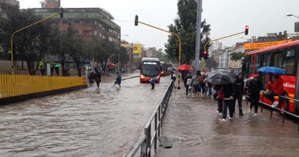 Rains generate 41 emergencies in Bogotá in the last hours