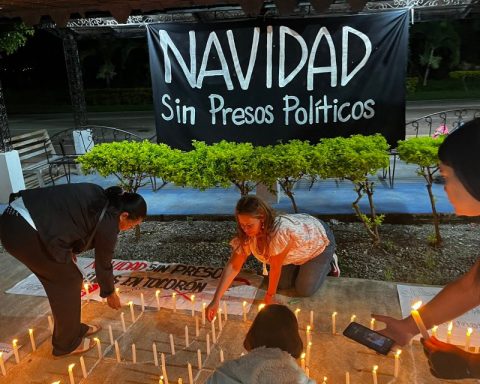 Relatives of political prisoners denounce delays in releases in Tocorón and Tocuyito