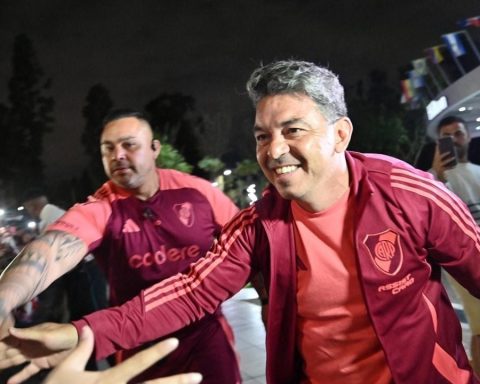 River visits Independiente de Mendoza with the obligation to win