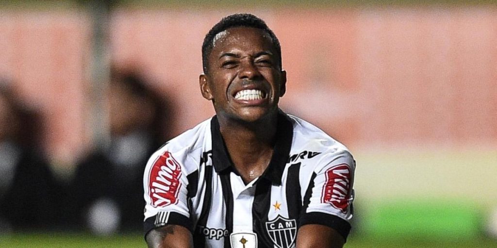 Robinho will await the trial of his latest appeals in jail