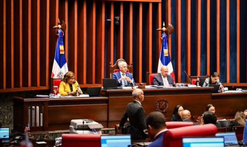 Senado reelige a Román Jáquez Liranzo como presidente de la JCE