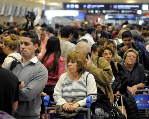 The Government announced the deregulation of the ramp service at airports