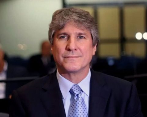 The Government does not stop and also canceled Amado Boudou's retirement