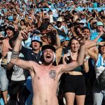 The Racing party at the Obelisk and a phrase from Juanfer: "The statue is for Costas"