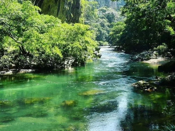 El río más dulce y mágico de Colombia, una joya que sorprende