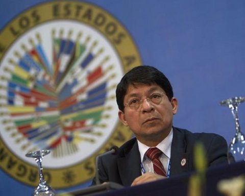 Hoy concluye la gira caribeña del canciller orteguista Denis Moncada