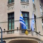 They denounce that the Uruguayan consul in Buenos Aires would be intervening politically