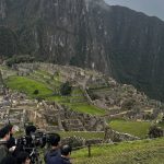 They establish a limit of 5,600 daily visitors for Machu Picchu in the high season of 2025