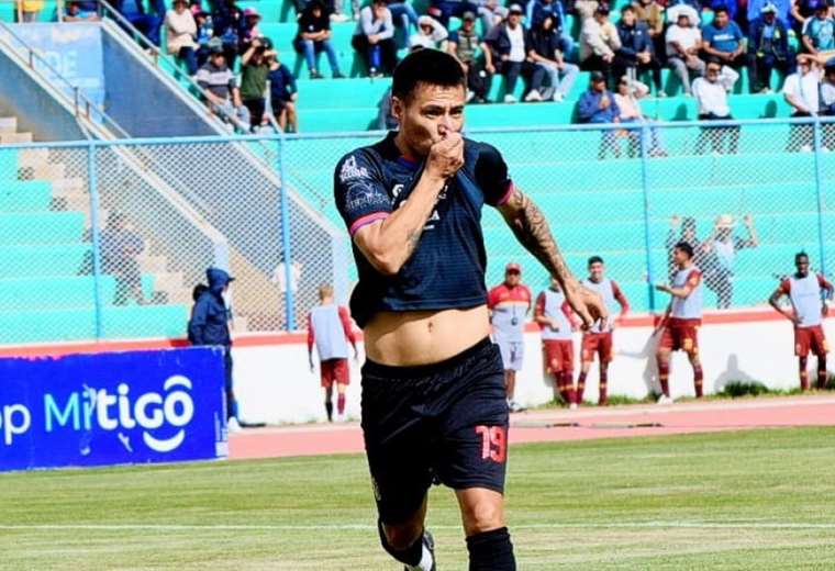 Totora Real Oruro saved a draw (2-2) against the 'U' of Sucre in the semi-finals of the Simón Bolívar Cup