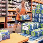 US job creation falls sharply in October