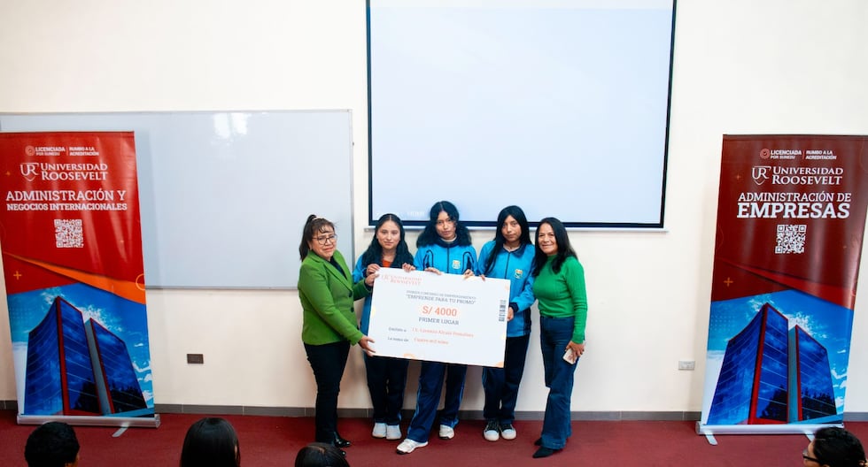 University rewards business initiatives of Huancaíno schoolchildren