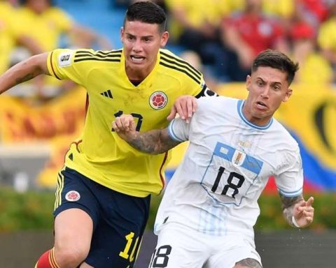 Uruguay seeks to recover its smile and Colombia gives it another blow