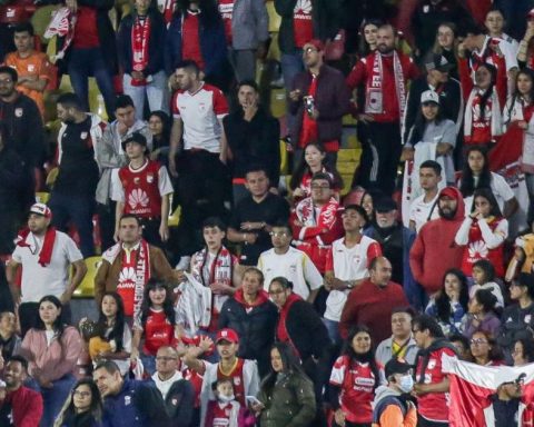 [Video] Santa Fe Grandstand celebrated Leo Castro's goal in the capital's classic