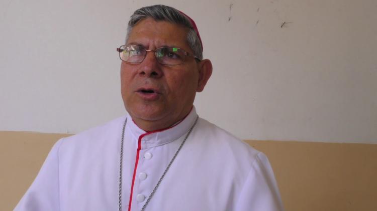 With the exile of Bishop Carlos Herrera, the dictatorship forces the church to return to "catacomb Christianity"