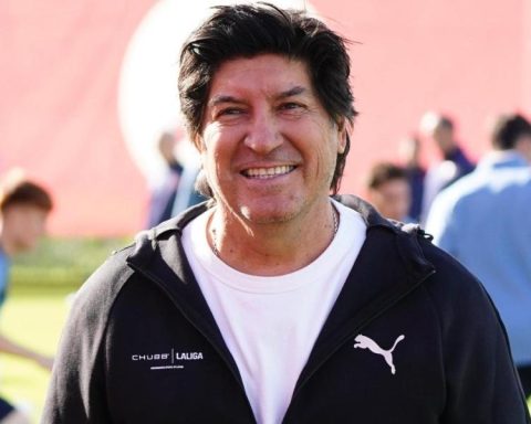 Zamorano, positive energy for Sevilla